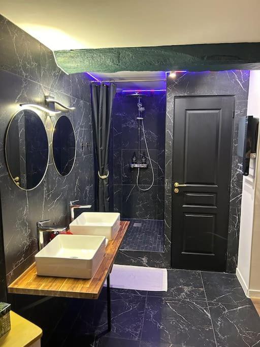 L'Etreinte, Gite De Charme Avec Jacuzzi Interieur Et Sauna Guéméné-sur-Scorff Eksteriør billede