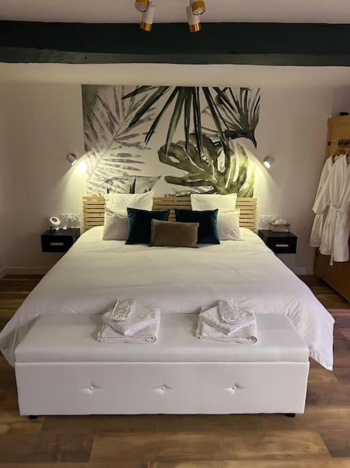 L'Etreinte, Gite De Charme Avec Jacuzzi Interieur Et Sauna Guéméné-sur-Scorff Eksteriør billede