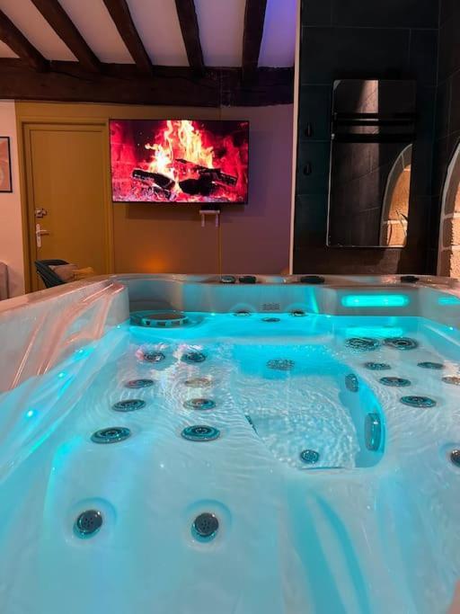 L'Etreinte, Gite De Charme Avec Jacuzzi Interieur Et Sauna Guéméné-sur-Scorff Eksteriør billede