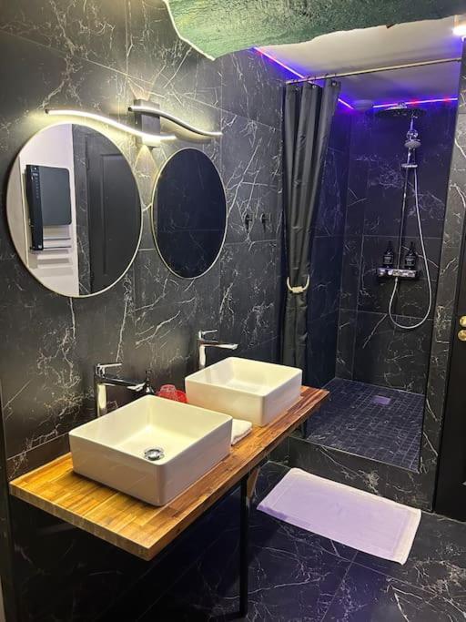 L'Etreinte, Gite De Charme Avec Jacuzzi Interieur Et Sauna Guéméné-sur-Scorff Eksteriør billede